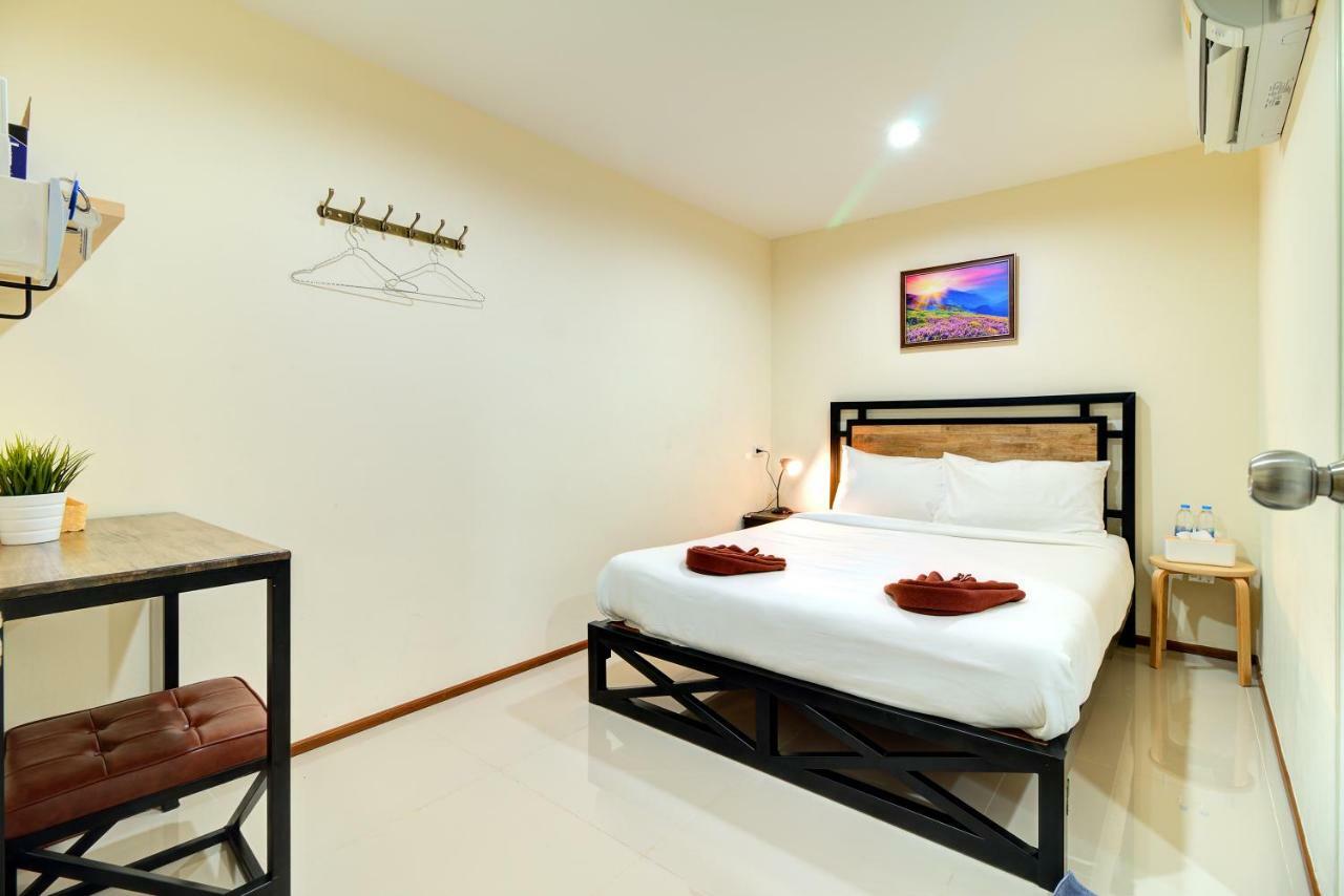 Red Pin Inn 好运旅馆 Bangkok Exterior photo